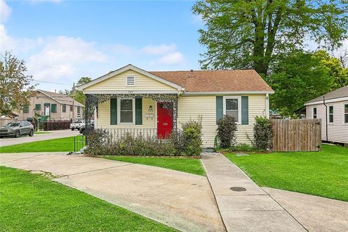 525 Transcontinental Dr, Metairie, LA, 70001-4453 | Card Image