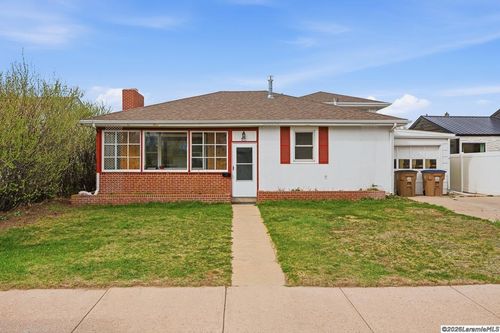 1922 Thornburgh Dr, Laramie, WY, 82070-4351 | Card Image