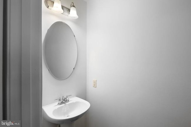 7211 - 7211 Darby Downs, Condo with 3 bedrooms, 3 bathrooms and null parking in ELKRIDGE MD | Image 10