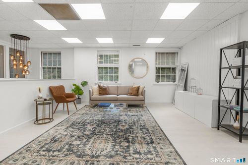 d-276 Main St, Farmington, CT, 06032-3624 | Card Image