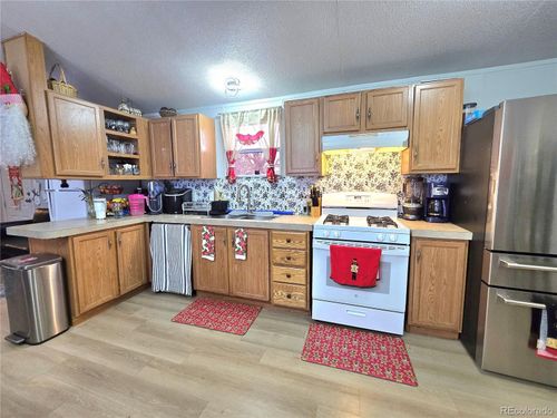 6500 88th Ave, Henderson, CO, 80640-8245 | Card Image