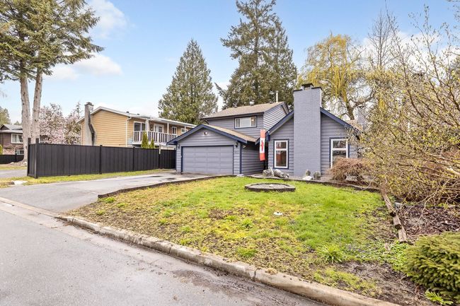 925 Maywood Avenue, House other with 3 bedrooms, 2 bathrooms and 4 parking in Port Coquitlam BC | Image 3