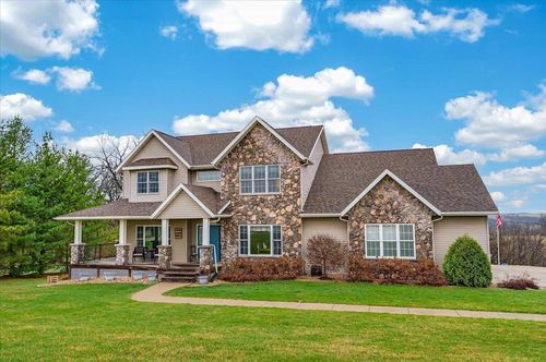 N9181 Cardinal Crest Lane, EXETER, WI, 53574 | Card Image