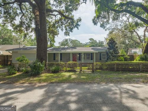 204 4th Ave, Saint Simons Is, GA, 31522-1521 | Card Image