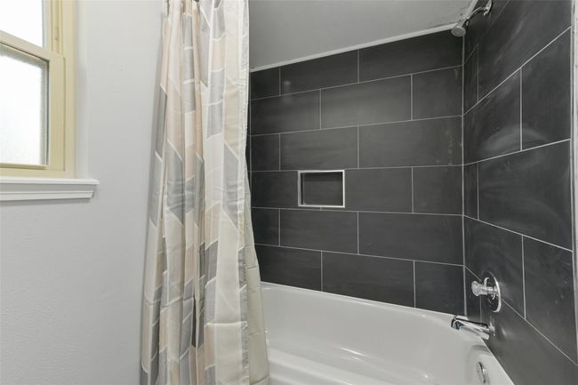 The gorgeous shower in the full bathroom | Image 26
