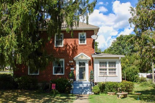 811 Broad St, Altavista, VA, 24517-1833 | Card Image