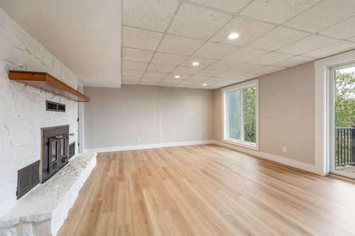 512 Nature Trail Rd, Blue Eye, MO, 65611-7116 | Card Image