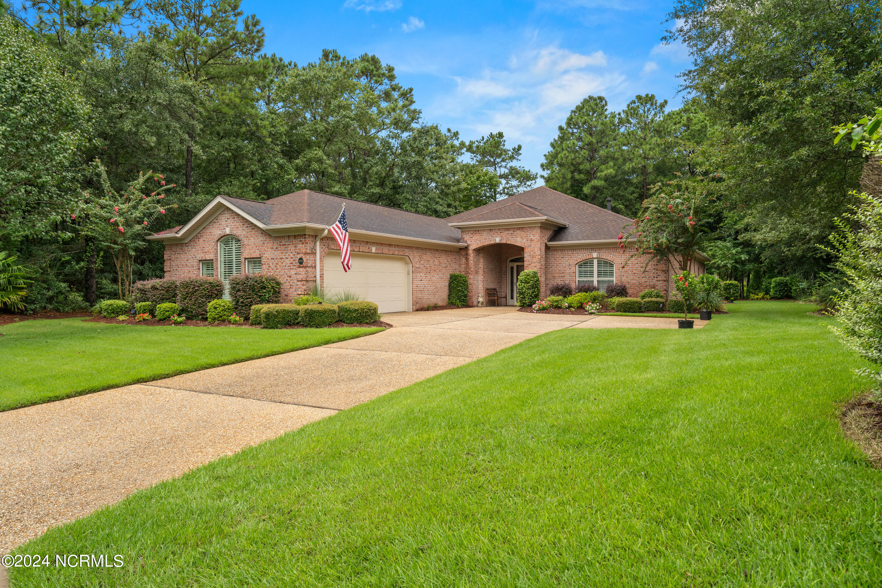Motts Village Rd, Wilmington, NC 28412