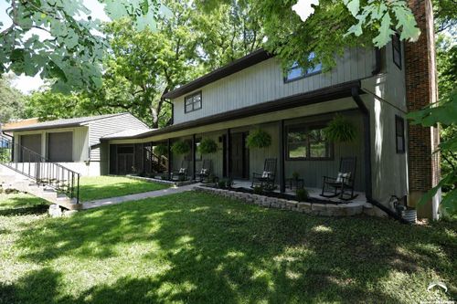 2729 Stratford Rd, Lawrence, KS, 66049-2847 | Card Image