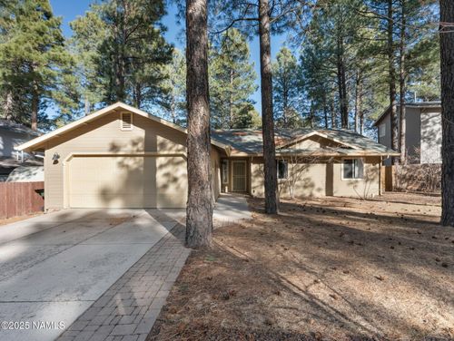 4088 S Kendall St, Flagstaff, AZ, 86005-6925 | Card Image
