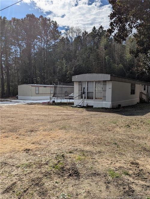 80578070 Nc Highway 87 W, Bladenboro, NC, 28320-7940 | Card Image