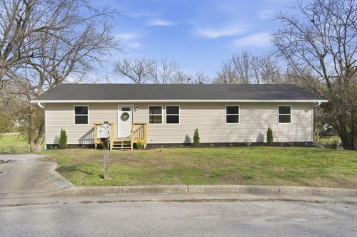 801 E Hill St, Springfield, MO, 65803-3674 | Card Image