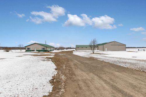 40025 155th Ave, Avon, MN, 56310-9741 | Card Image