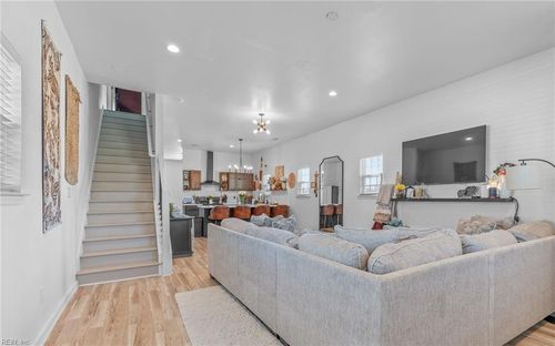 1539 Wilcox Ave, Portsmouth, VA, 23704-6814 | Card Image