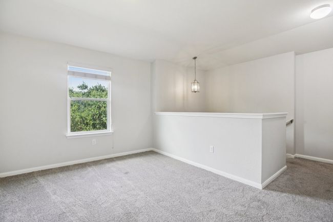 Family Room/Flex Space upstairs | Image 16