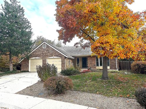 8672 Iris St, Arvada, CO, 80005-1232 | Card Image