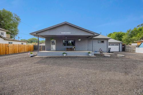 2074 Oriole Rd, Pueblo, CO, 81006-9602 | Card Image