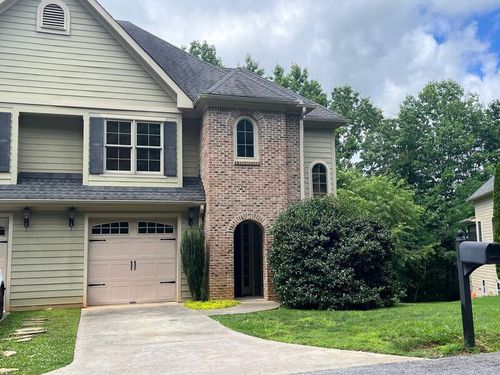 366 Licklog Rdg, Hayesville, NC, 28904-8310 | Card Image