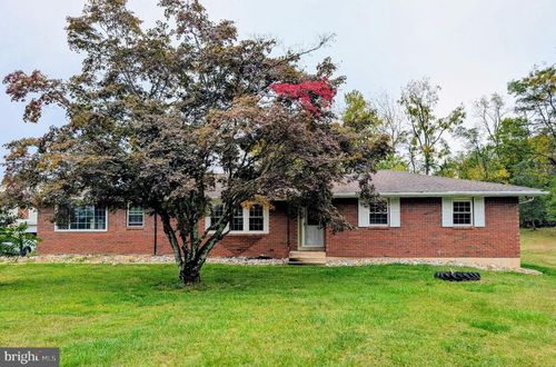 617 Schultz Rd, PERKIOMENVILLE, PA, 18074-9681 | Card Image