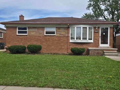 22339 Socia Street, St Clair Shores, MI, 48082 | Card Image