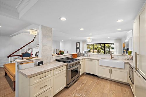 12 Encore Ct, Newport Beach, CA, 92663-2356 | Card Image