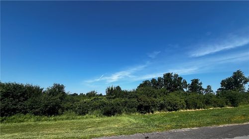 000 Mcintyre Road, Canandaigua-Town, NY, 14424 | Card Image
