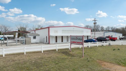 4201 N Wood Dr, Okmulgee, OK, 74447-9764 | Card Image