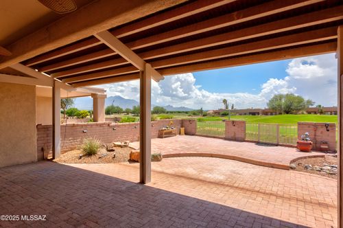 645 W Waterview Dr, Green Valley, AZ, 85614-5738 | Card Image