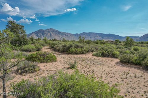 3655 W Oak View Ln, Prescott, AZ, 86305-8894 | Card Image
