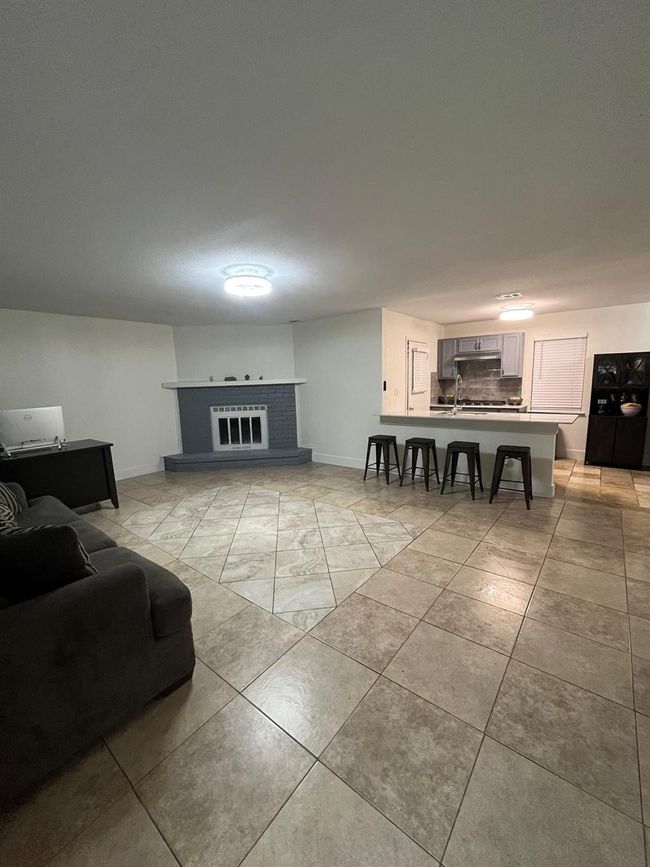 4300 Spring Oak Cir, House other with 3 bedrooms, 1 bathrooms and null parking in Balch Springs TX | Image 4