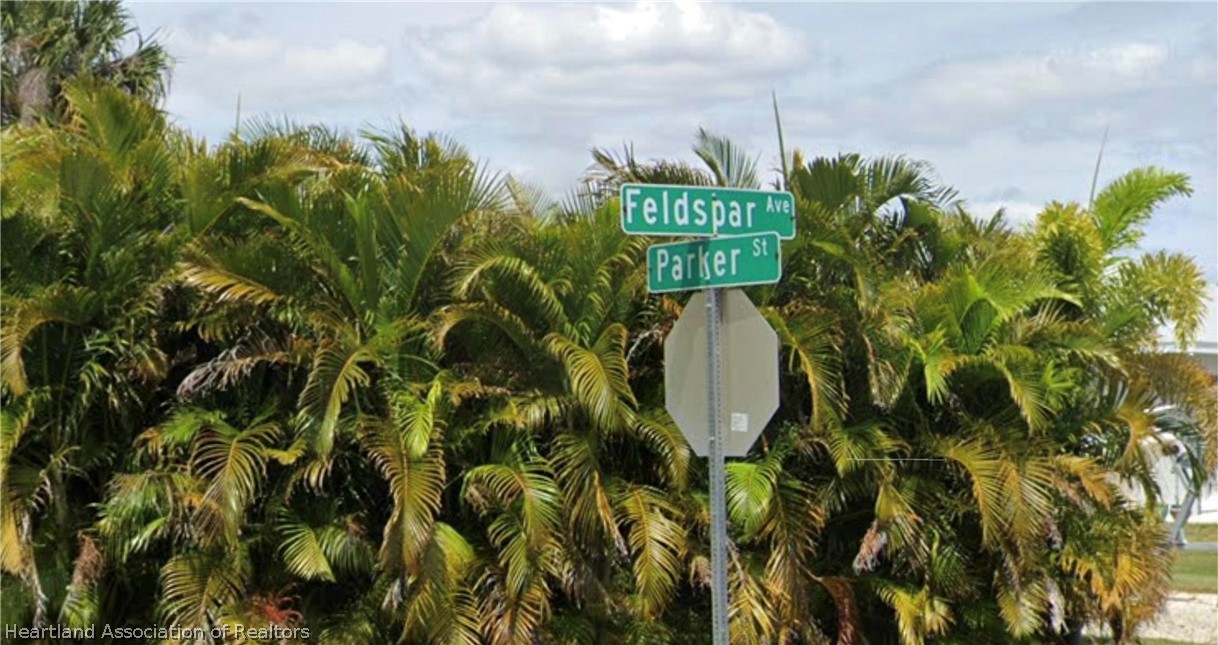 Land in Port Charlotte 2