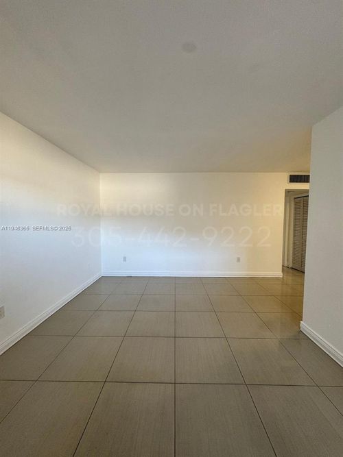 apt-110-4410 W Flagler St, Coral Gables, FL, 33134-1568 | Card Image