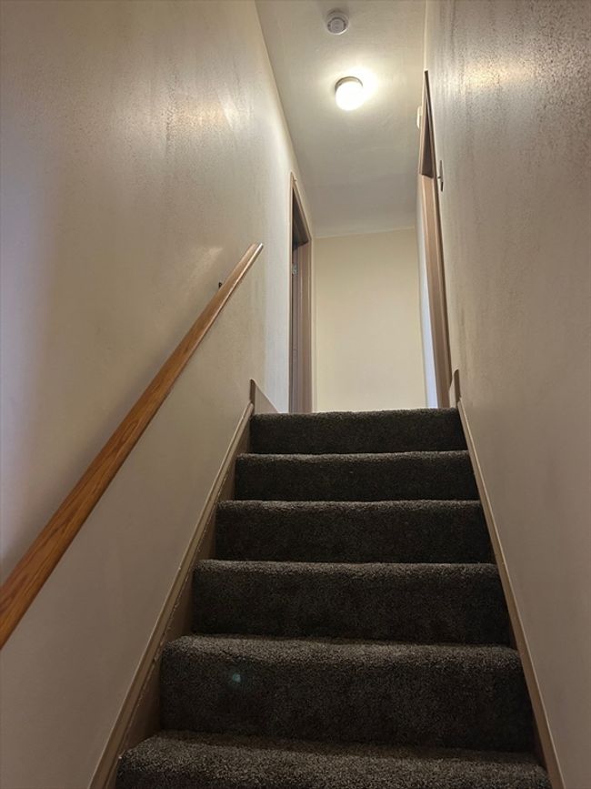 2 - 7 Thenius St, Condo with 3 bedrooms, 1 bathrooms and 2 parking in Worcester MA | Image 5
