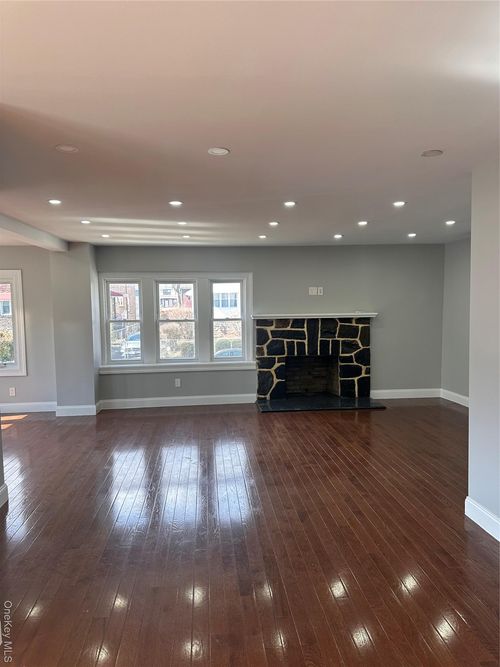 1 Greendale Ave, Mount Vernon, NY, 10553-1514 | Card Image