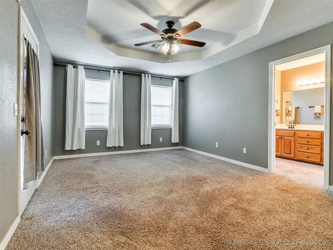 2018 Briarwood St, House other with 3 bedrooms, 2 bathrooms and null parking in Stroud OK | Image 33