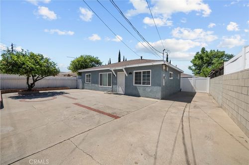 10117 Sharp Ave, Pacoima, CA, 91331 | Card Image