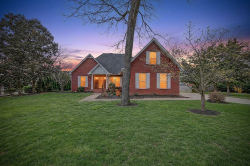 2635 Mission Ridge Dr, Murfreesboro, TN, 37130-1451 | Card Image