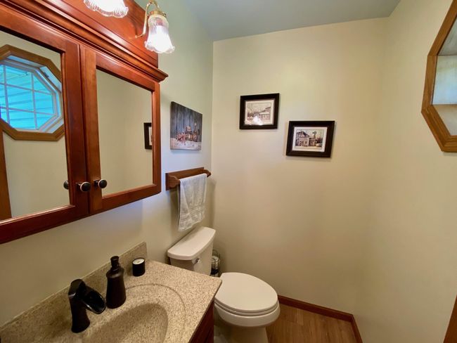 Misner main floor half bath.jpg | Image 20
