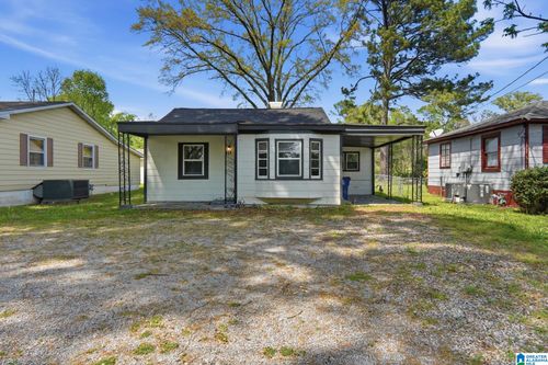 713 Woodward Rd, MIDFIELD, AL, 35228-2624 | Card Image