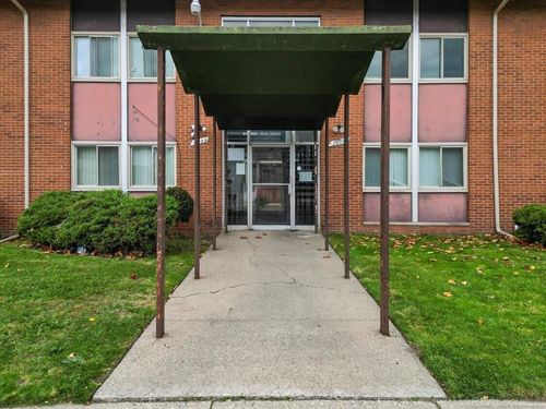 19199 Lahser Rd, Detroit, MI, 48219-5525 | Card Image