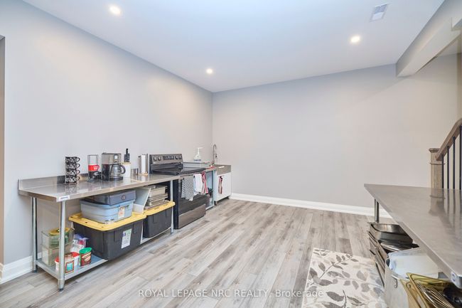 1174 Spears Rd, House other with 5 bedrooms, 3 bathrooms and 4 parking in Fort Erie ON | Image 29
