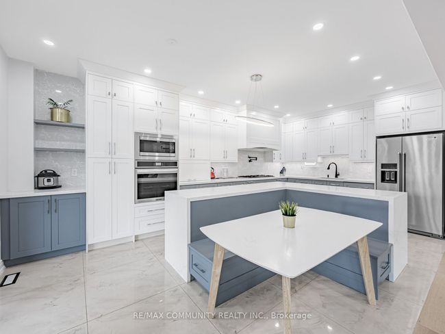 2440 Secreto Dr, House other with 6 bedrooms, 4 bathrooms and 2 parking in Oshawa ON | Image 10