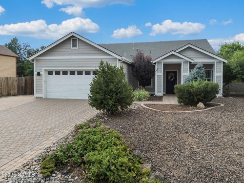 4769 Fossil Creek Dr, Bellemont, AZ, 86015-5076 | Card Image