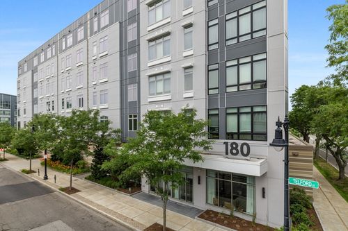 617-180 Telford Stret, Boston, MA, 02135 | Card Image