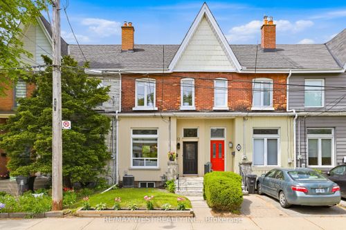 12 Kennedy Ave, Toronto, ON, M6S2X5 | Card Image