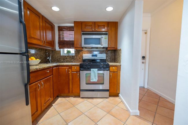 APT-105 - 6707 N Kendall Dr, Condo with 1 bedrooms, 1 bathrooms and null parking in Pinecrest FL | Image 15