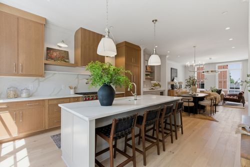 d-408D Hume St, Nashville, TN, 37208-2237 | Card Image