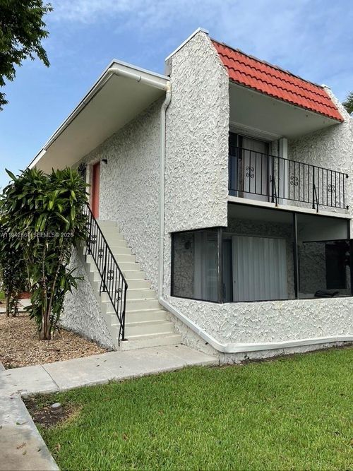 apt-g7-8701 Sw 141st St, Palmetto Bay, FL, 33176-7241 | Card Image