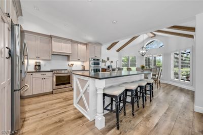 Custom cabinets with double ovens | Image 2