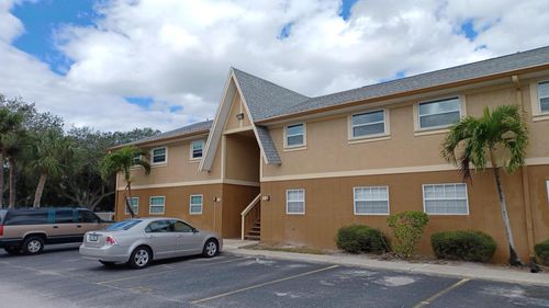 280 Ulster Ln, MELBOURNE, FL, 32935-1480 | Card Image